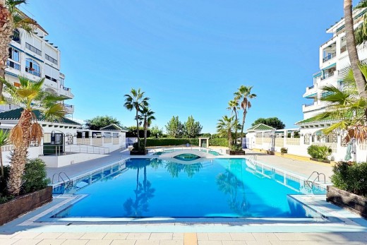 Apartamento - Reventa - Torrevieja - La Mata