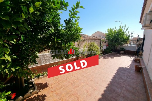 Apartment - Resale - LOS NAREJOS - Oasis