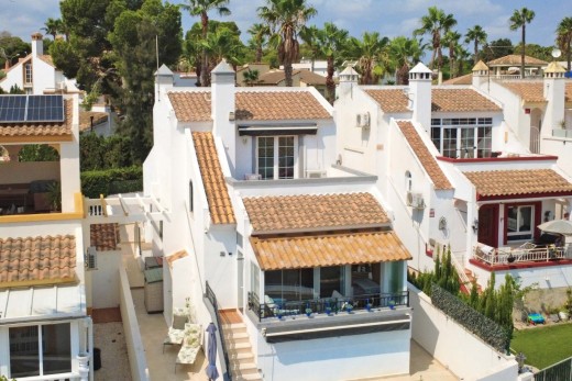 Detached Villa - Återförsäljning - Orihuela Costa - Villamartín