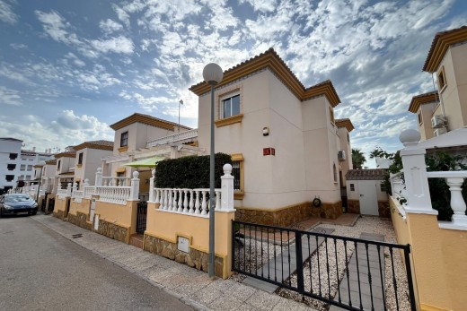 Quad House - Återförsäljning - Villamartin - PAU 8