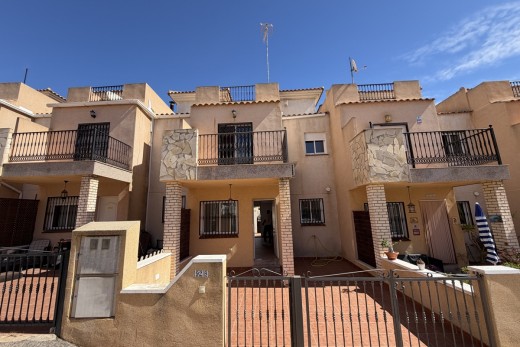 Townhouse - Resale - Los Altos - Los Altos