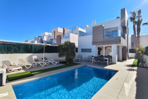 Villa - Resale - Guardamar del Segura - El Raso