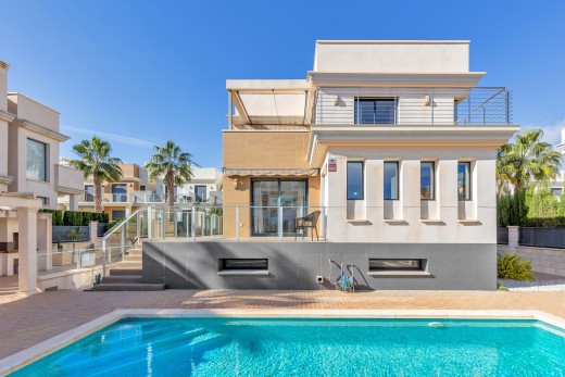 Villa - Resale - Orihuela Costa - La Zenia