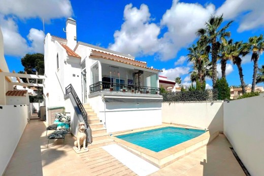 Villa - Resale - Orihuela Costa - Villamartin