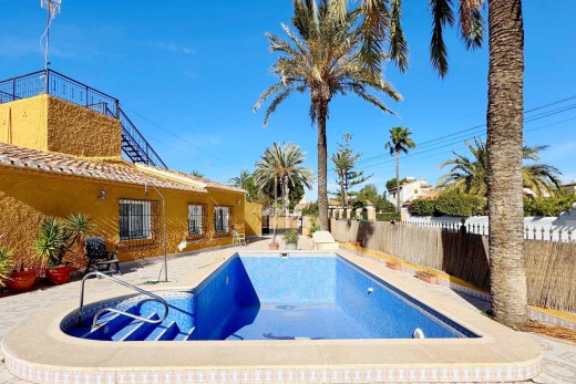 Villa - Resale - Orihuela - Orihuela Costa