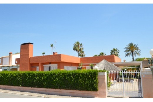 Villa - Resale - Torrevieja - Torrevieja