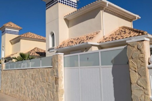 Villa - Resale - Villamartin - Villamartin