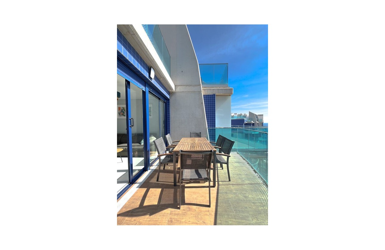 Resale - Apartment Penthouse - Punta Prima