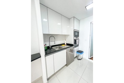 Resale - Apartment Penthouse - Punta Prima