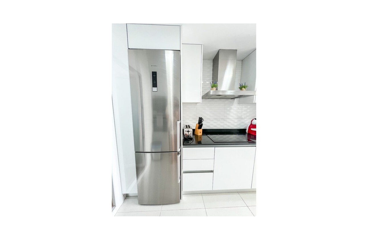 Resale - Apartment Penthouse - Punta Prima