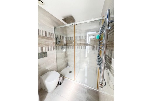 Resale - Apartment Penthouse - Punta Prima