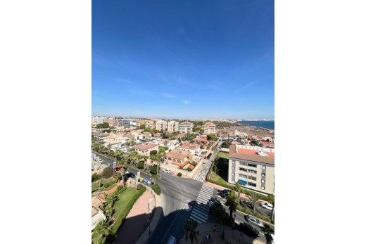 Resale - Apartment Penthouse - Punta Prima