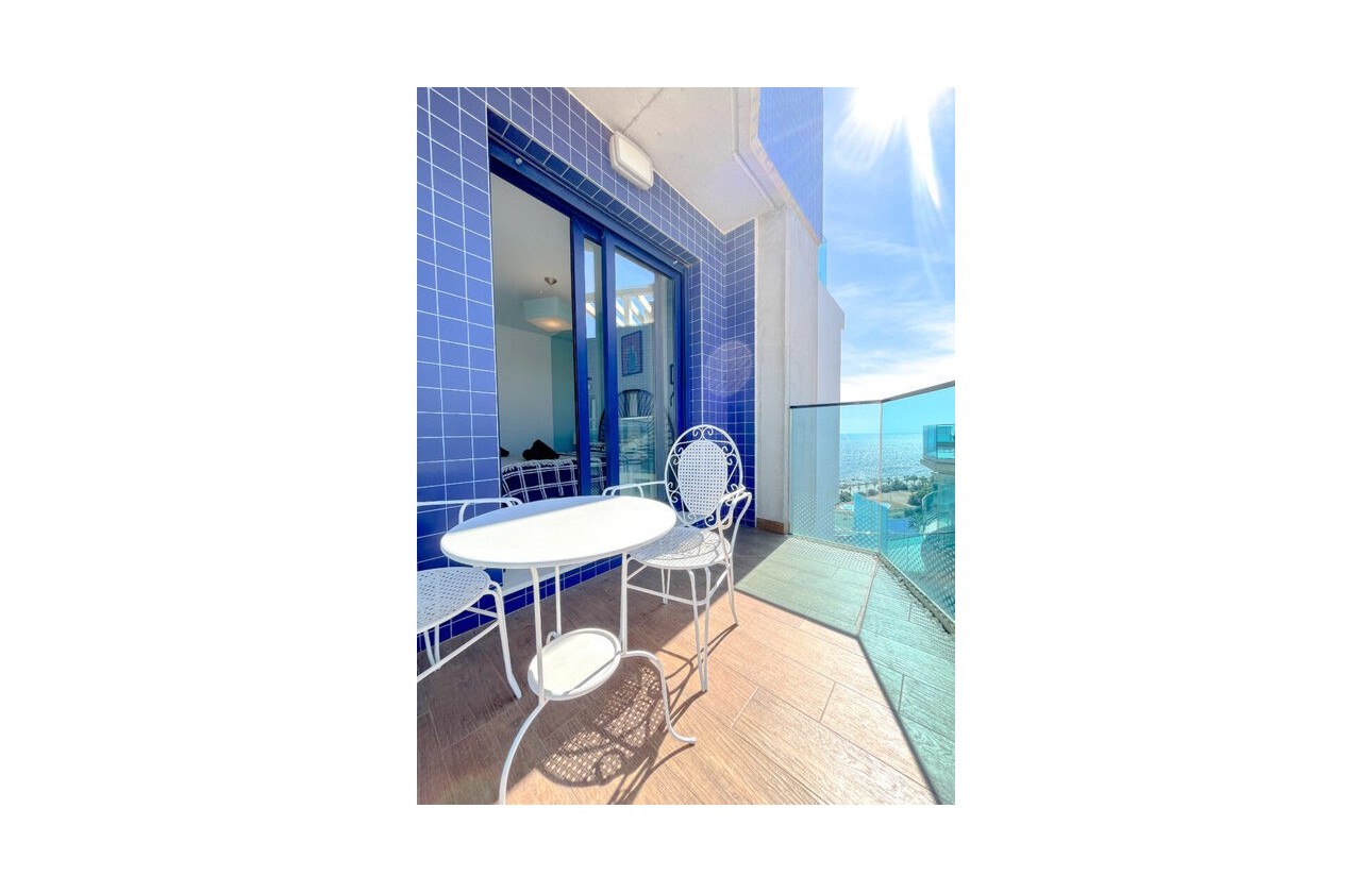Resale - Apartment Penthouse - Punta Prima
