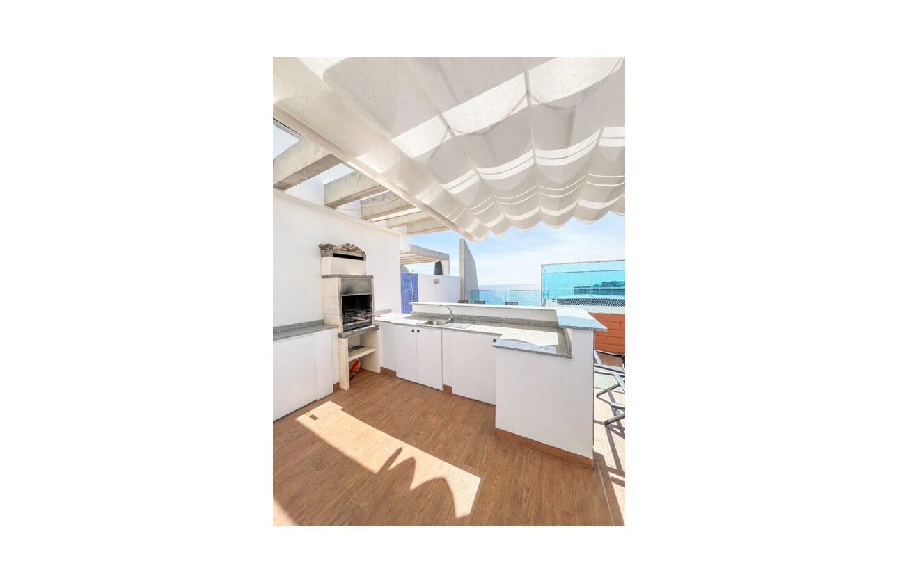 Resale - Apartment Penthouse - Punta Prima