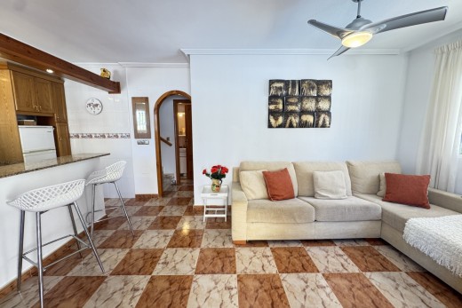 Resale - Townhouse - Villamartin