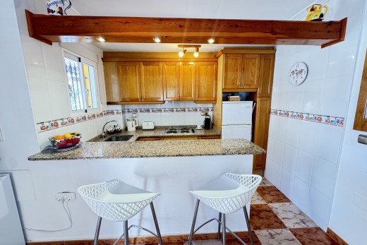 Resale - Townhouse - Villamartin