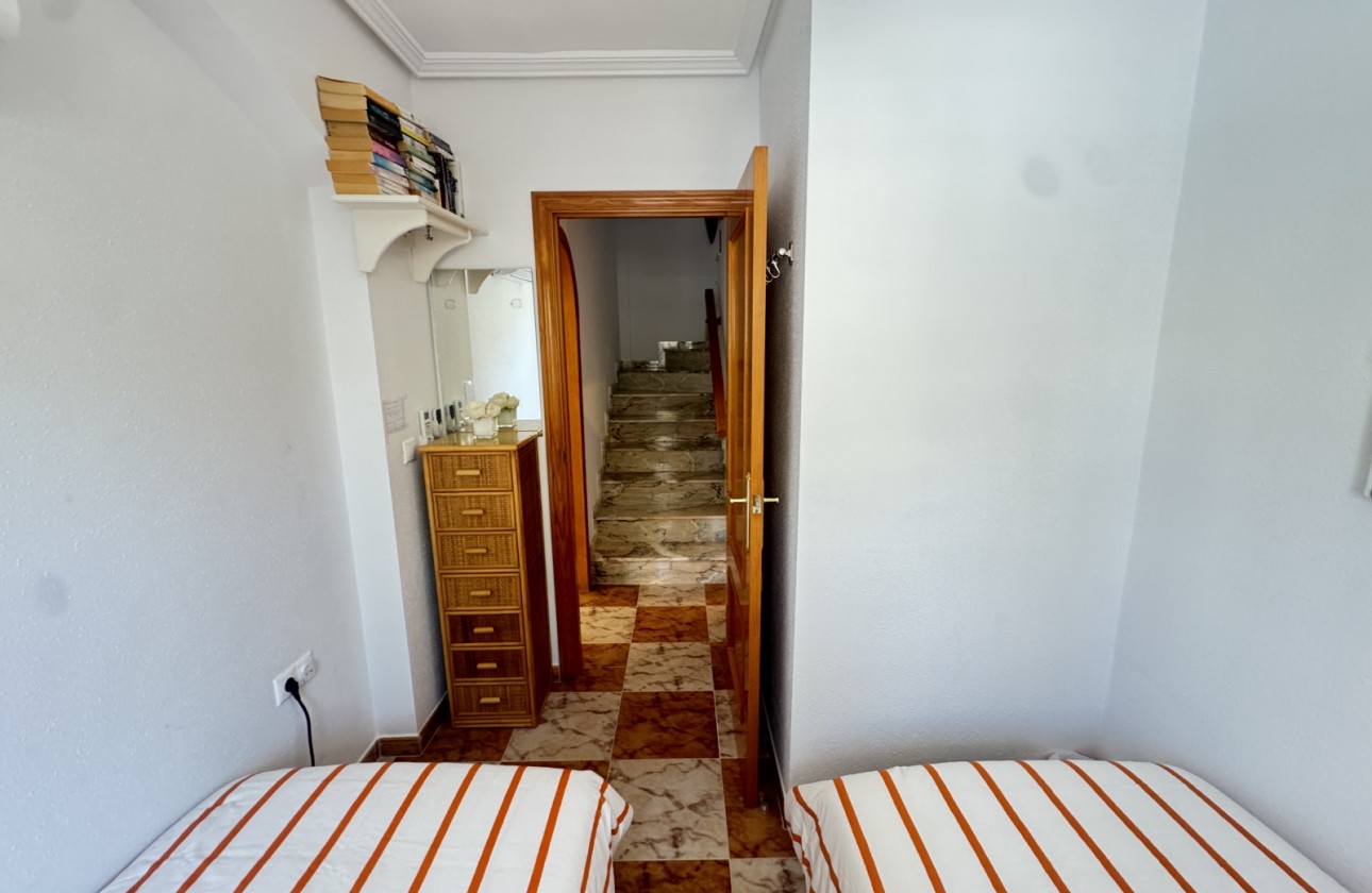 Resale - Townhouse - Villamartin