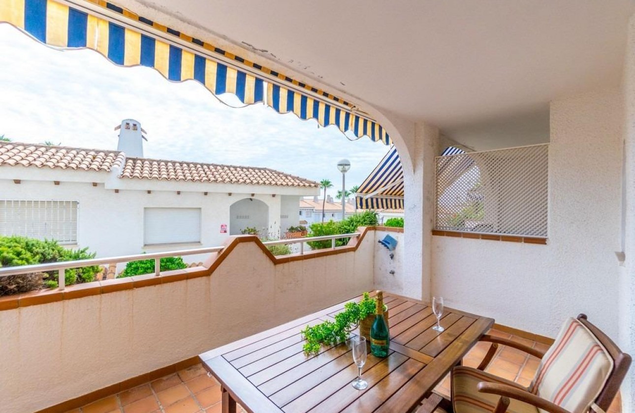 Reventa - Apartamento - Orihuela Costa - Campoamor