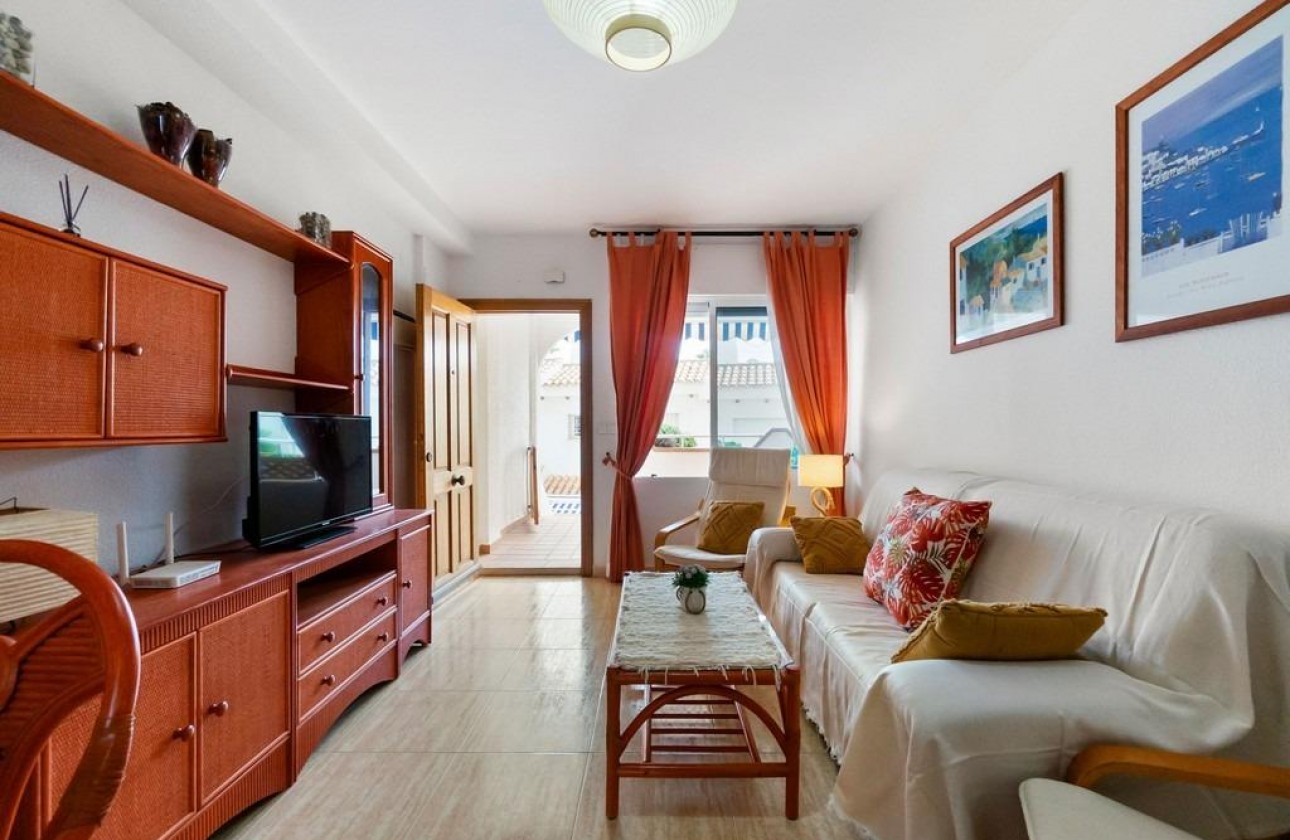 Reventa - Apartamento - Orihuela Costa - Campoamor
