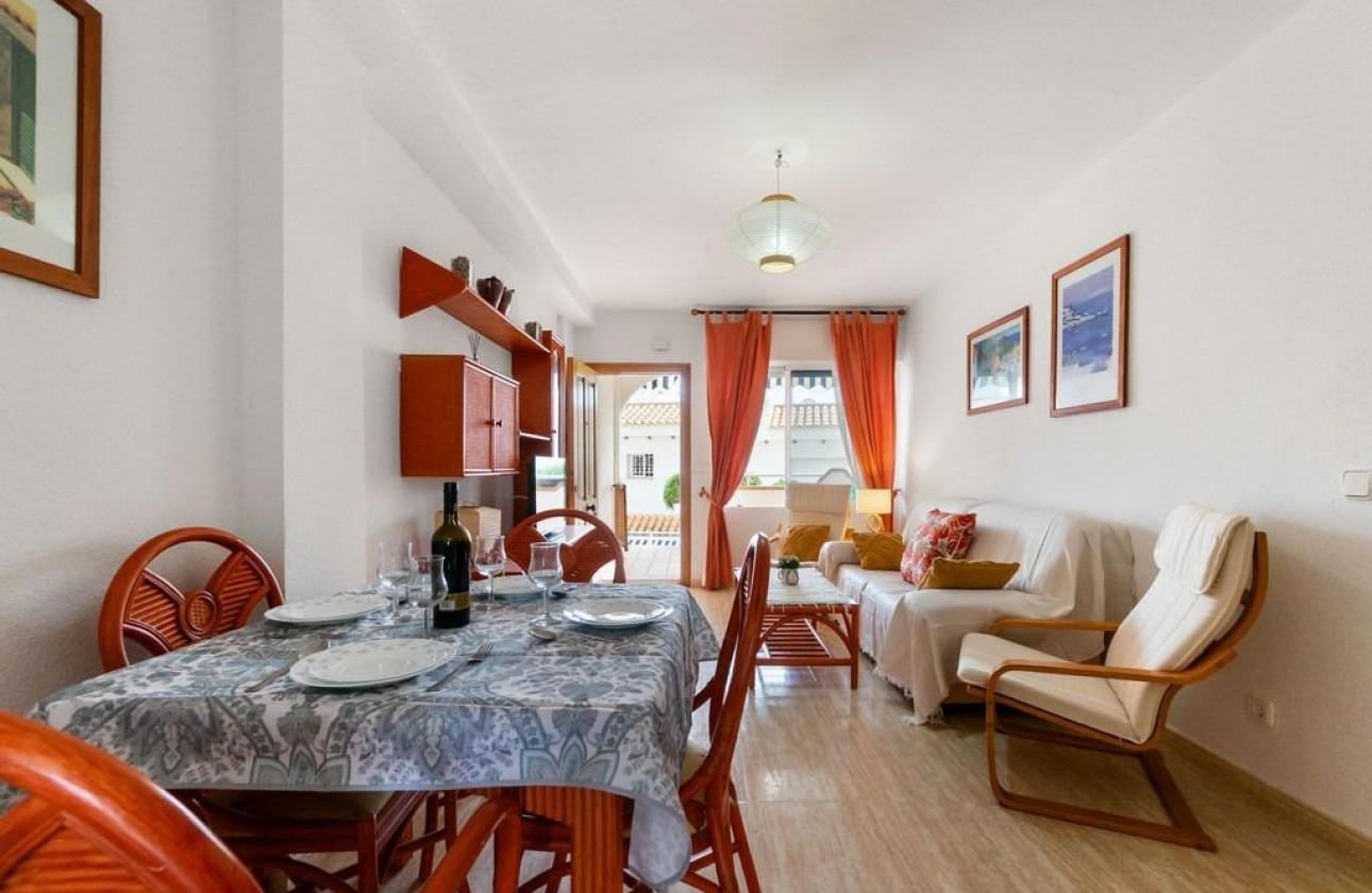 Reventa - Apartamento - Orihuela Costa - Campoamor