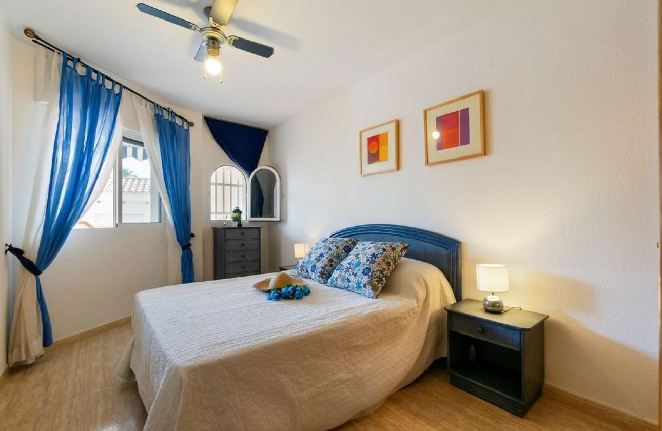 Reventa - Apartamento - Orihuela Costa - Campoamor