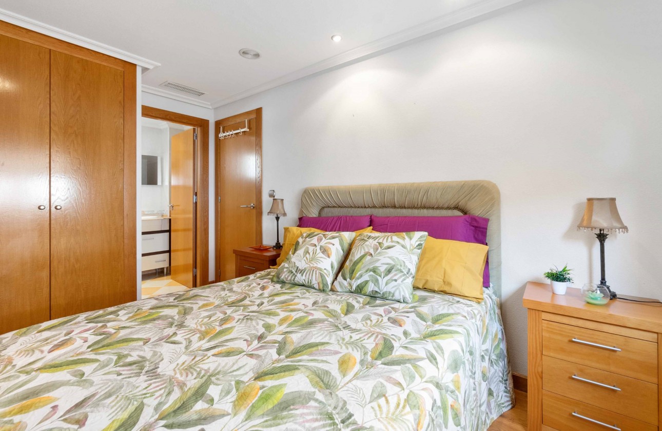 Reventa - Atico - Torrevieja Centro - Torrevieja
