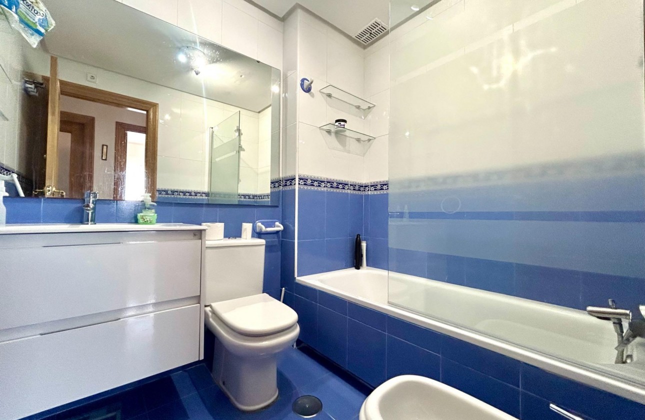 Reventa - Apartamento - Orihuela Costa - Campoamor