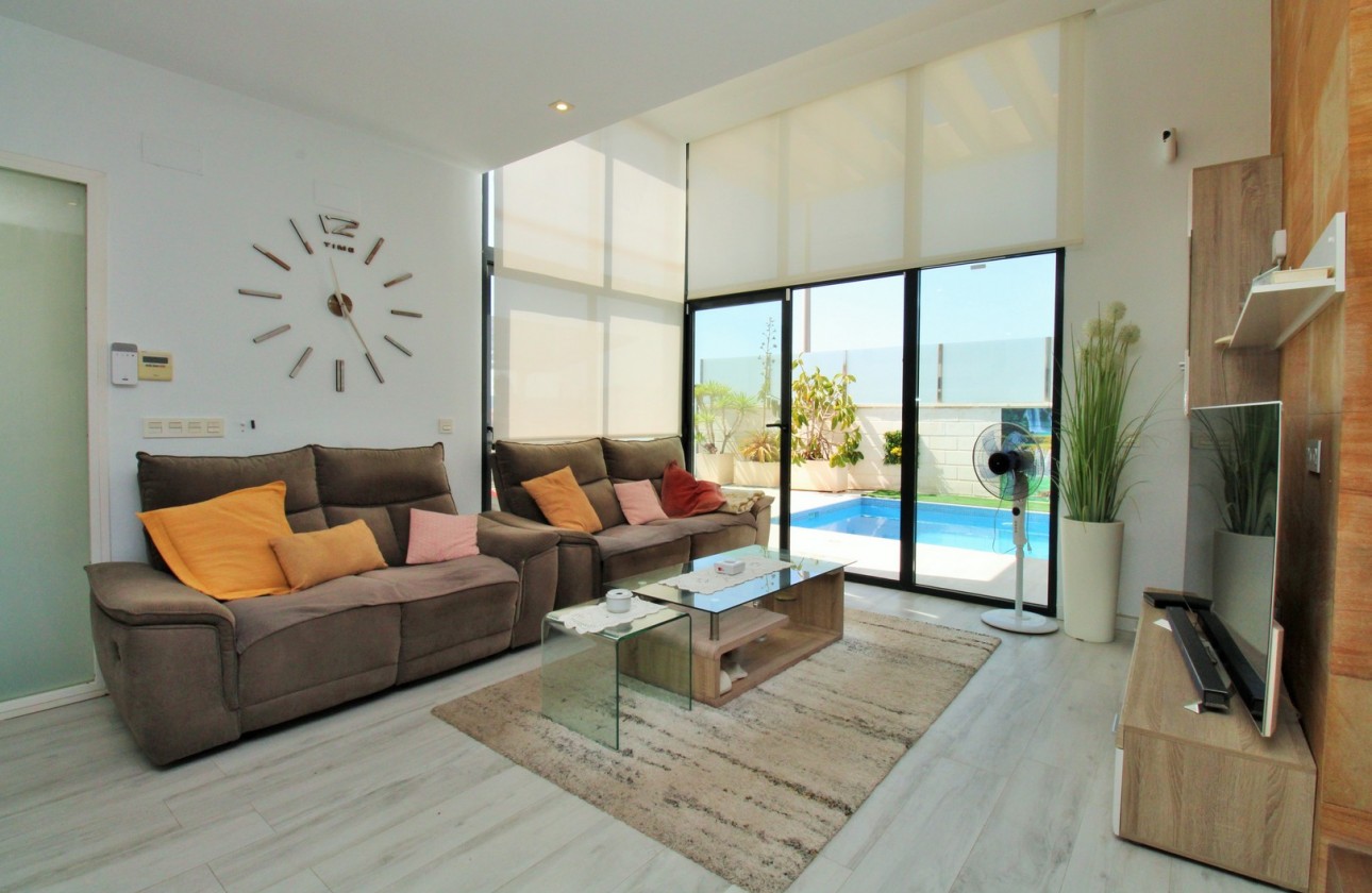 Reventa - Chalet - Cabo Roig
