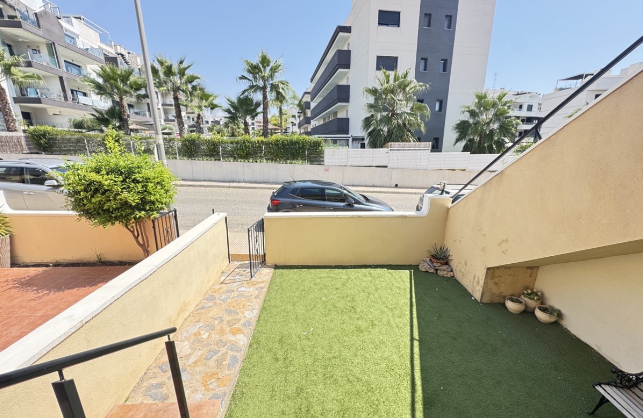 Resale - Apartment - Villamartin