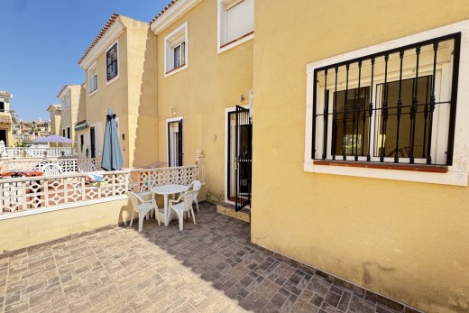 Resale - Apartment - Villamartin