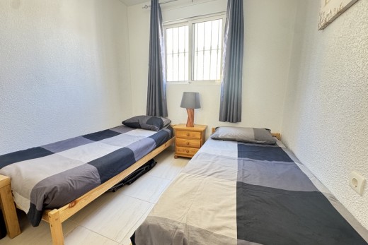Resale - Apartment - Villamartin