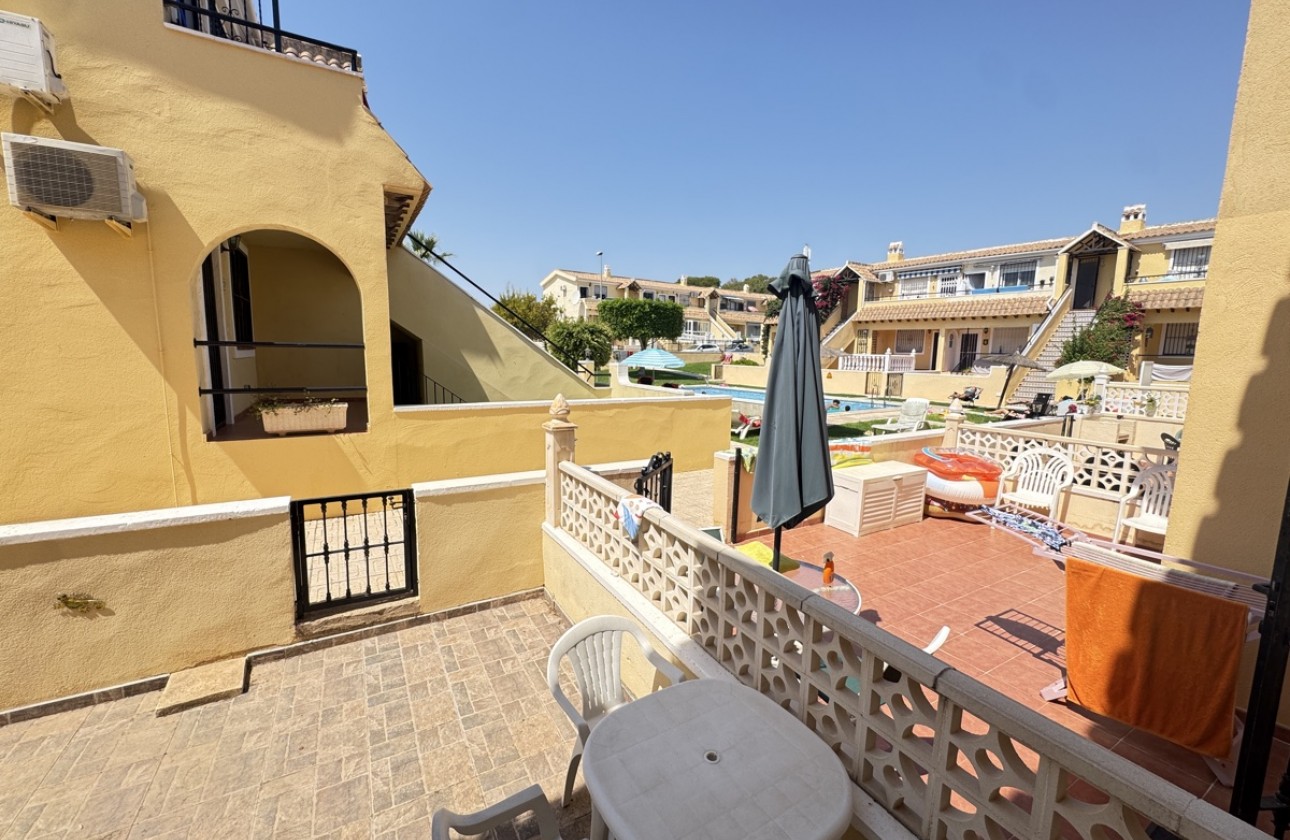 Resale - Apartment - Villamartin