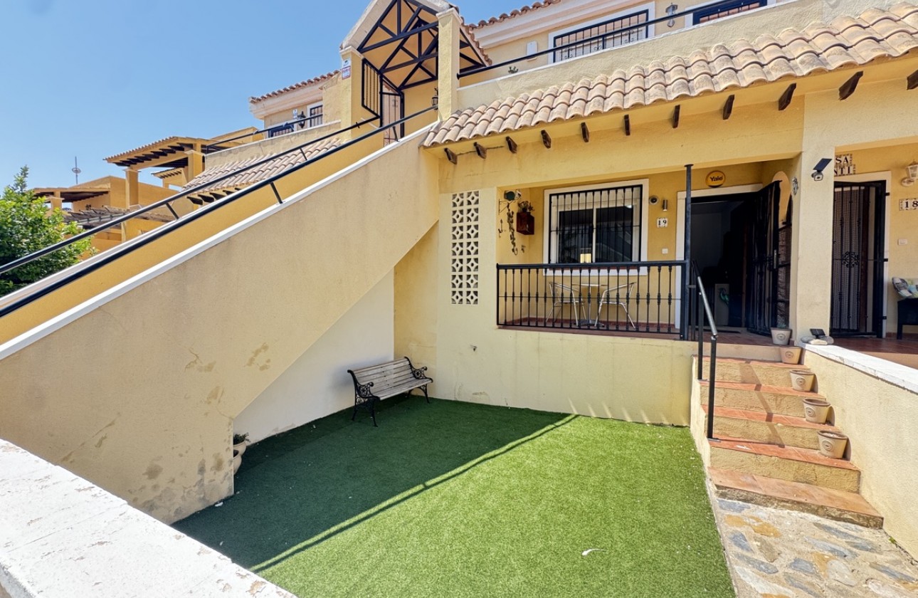 Resale - Apartment - Villamartin