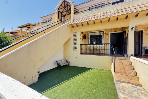 Resale - Apartment - Villamartin