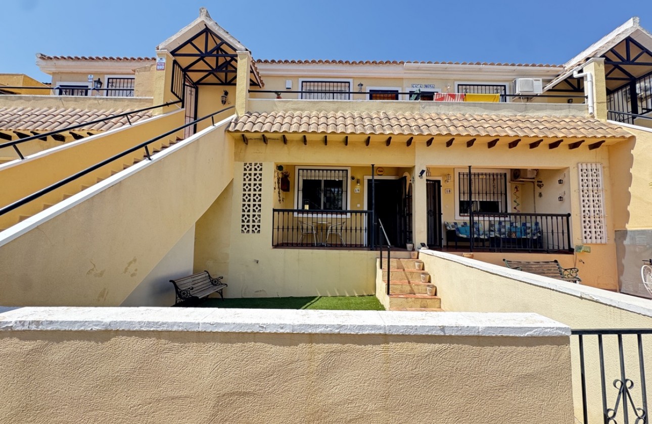 Resale - Apartment - Villamartin
