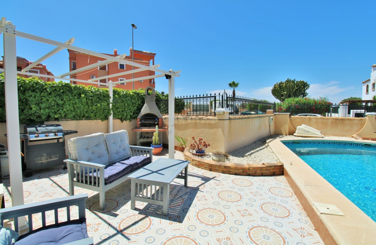 Resale - Apartment - Villamartin - PAU 8