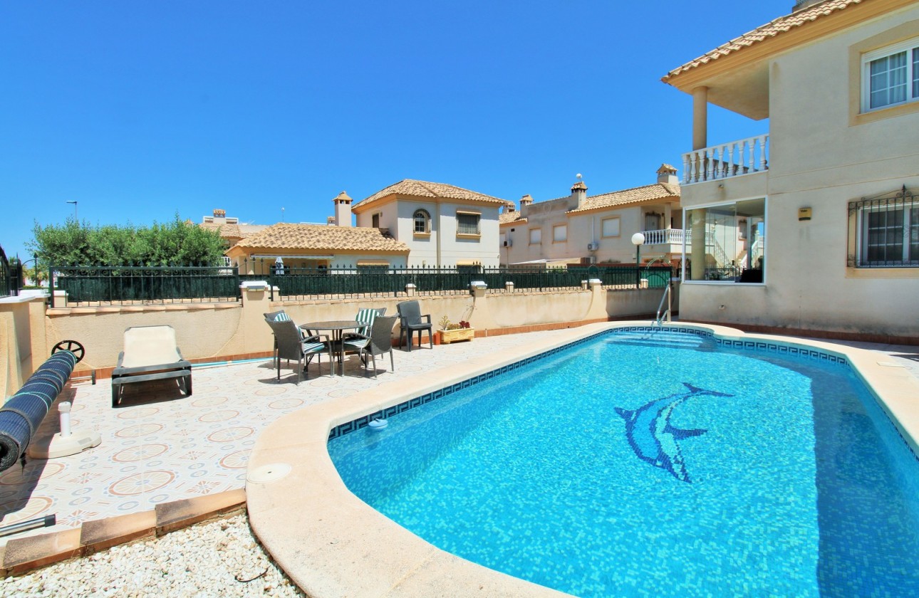 Resale - Apartment - Villamartin - PAU 8