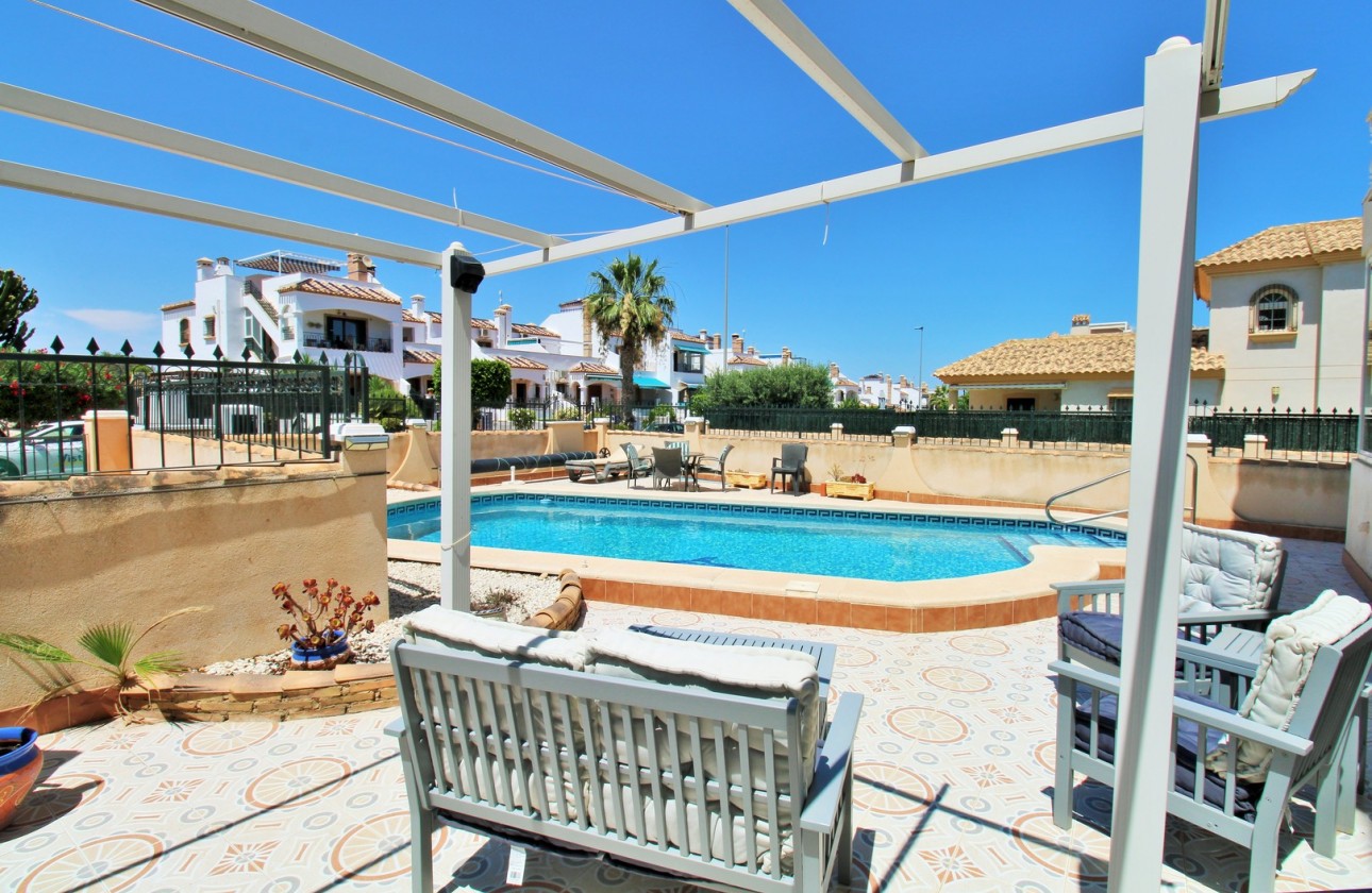 Resale - Apartment - Villamartin - PAU 8