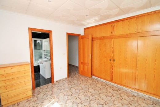 Reventa - commercial - Villamartin