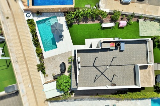 Resale - Villa - La Zenia