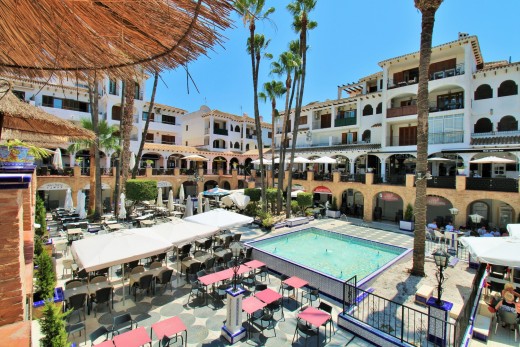 Resale - Villa - La Zenia