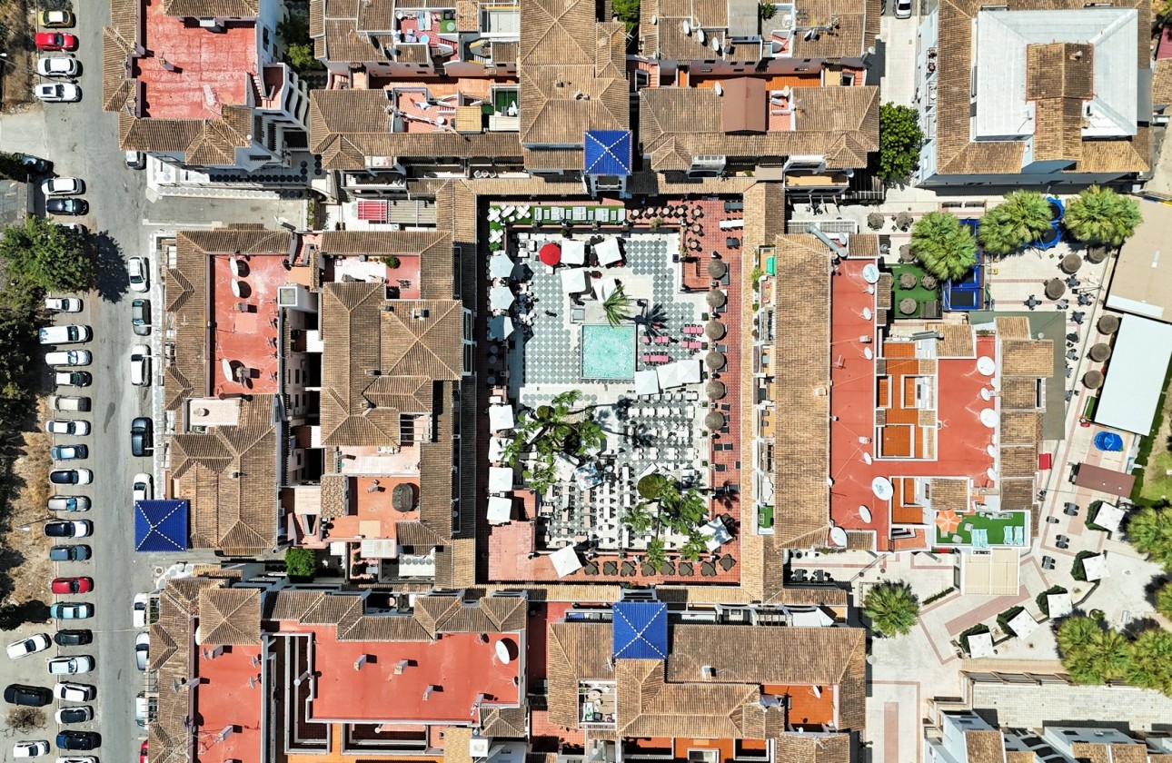 Resale - commercial - Villamartin