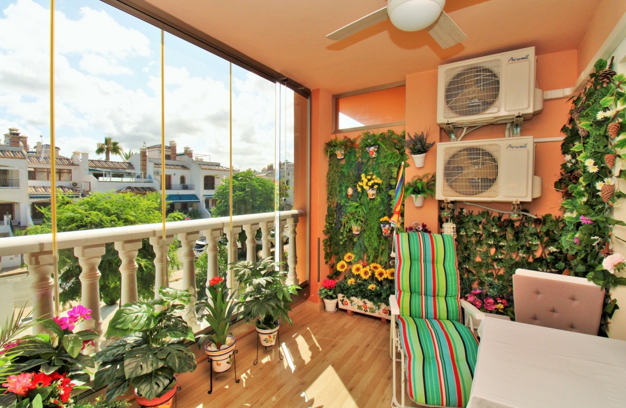 Resale - Apartment - Villamartin - PAU 8