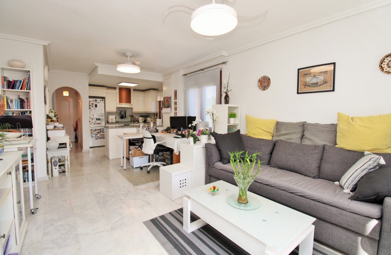 Resale - Apartment - Villamartin - PAU 8