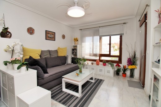 Resale - Apartment - Villamartin - PAU 8