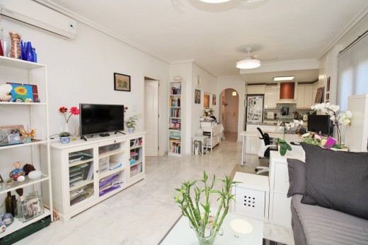 Resale - Apartment - Villamartin - PAU 8