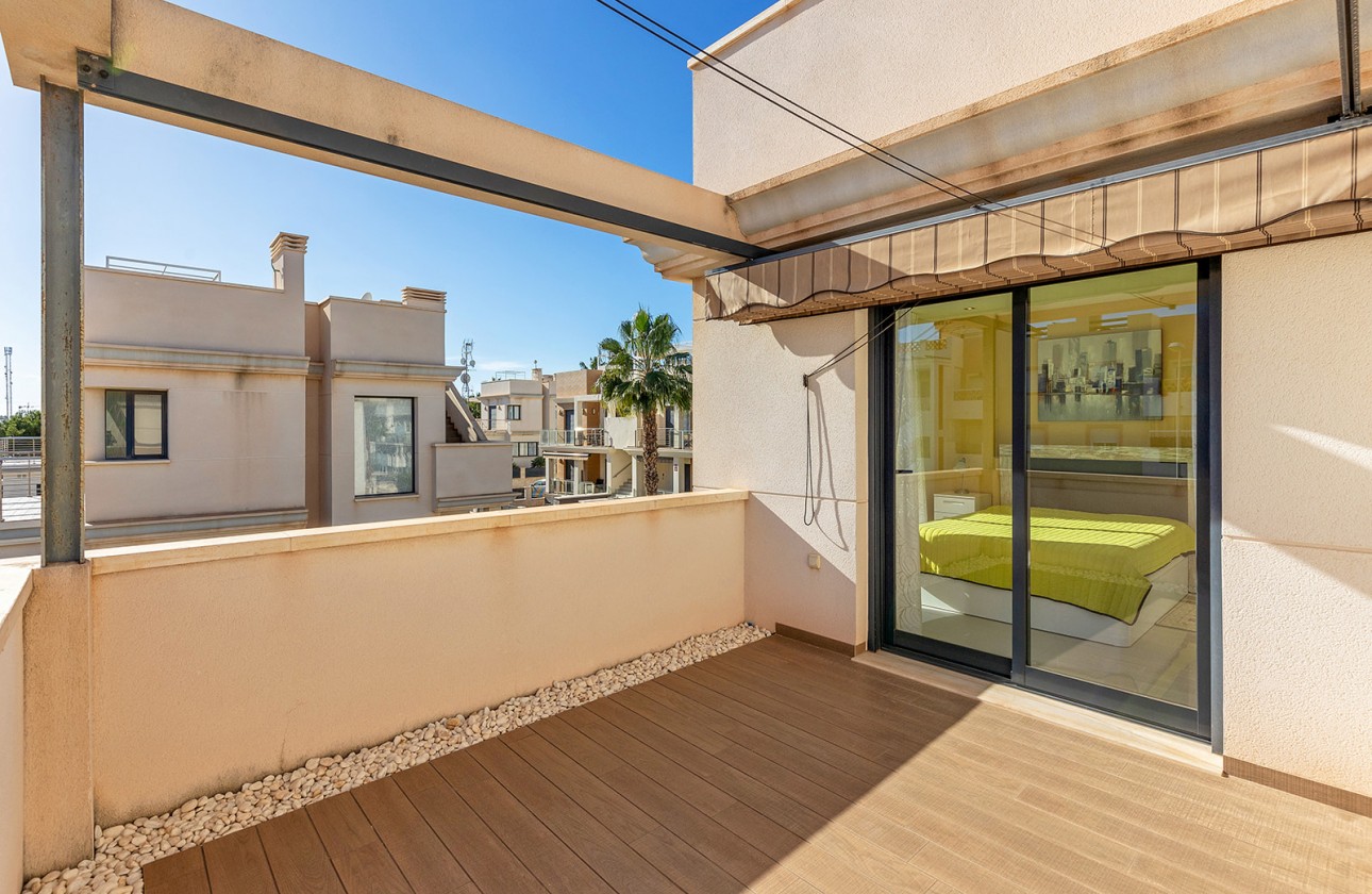 Reventa - Chalet - Orihuela Costa - La Zenia