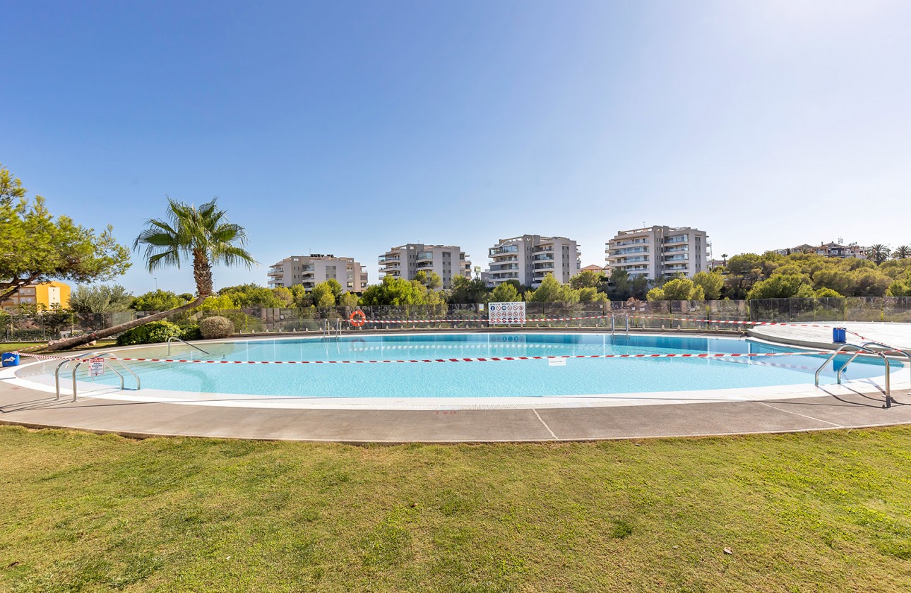 Reventa - Apartamento - Orihuela Costa - Villamartin