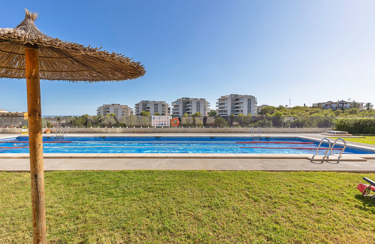 Reventa - Apartamento - Orihuela Costa - Villamartin