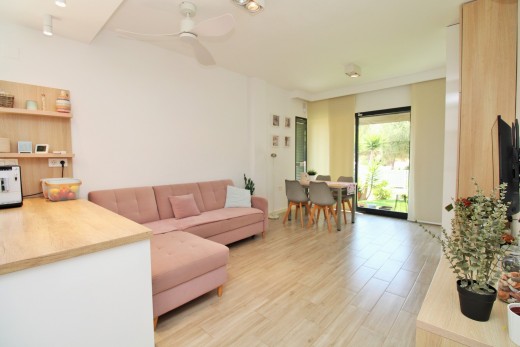 Resale - Villa - La Zenia